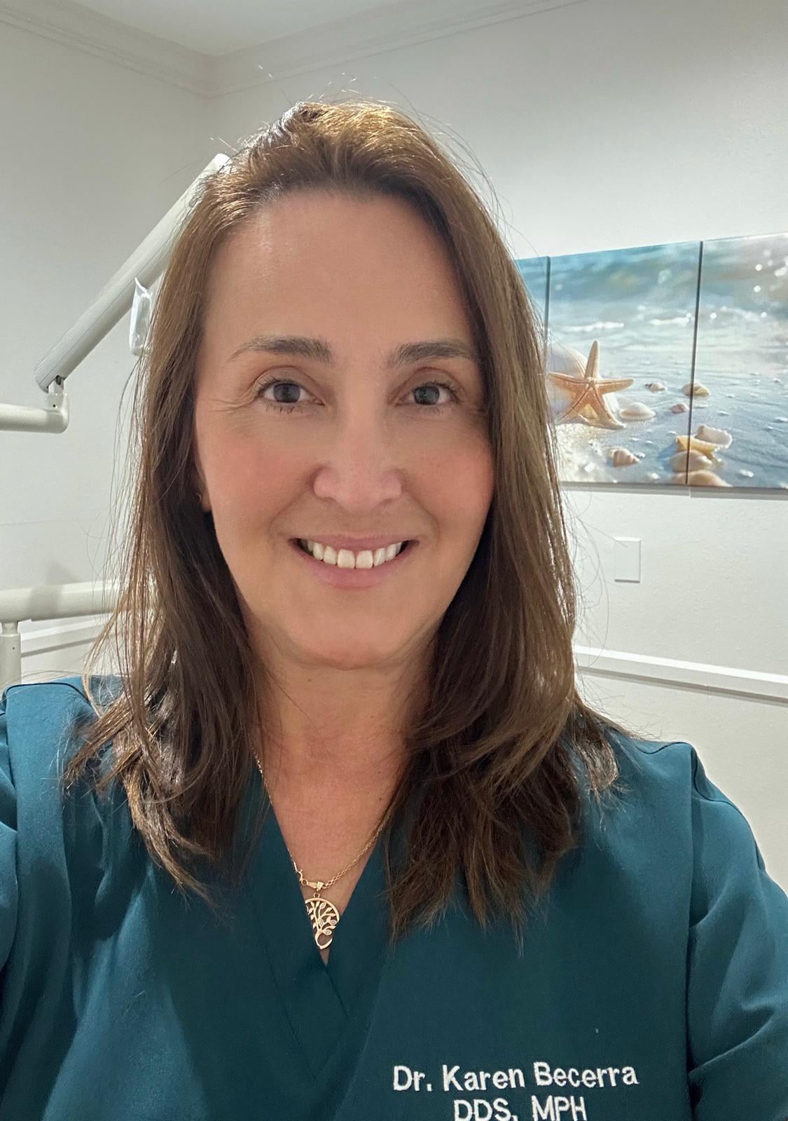Dr Karen Becerra