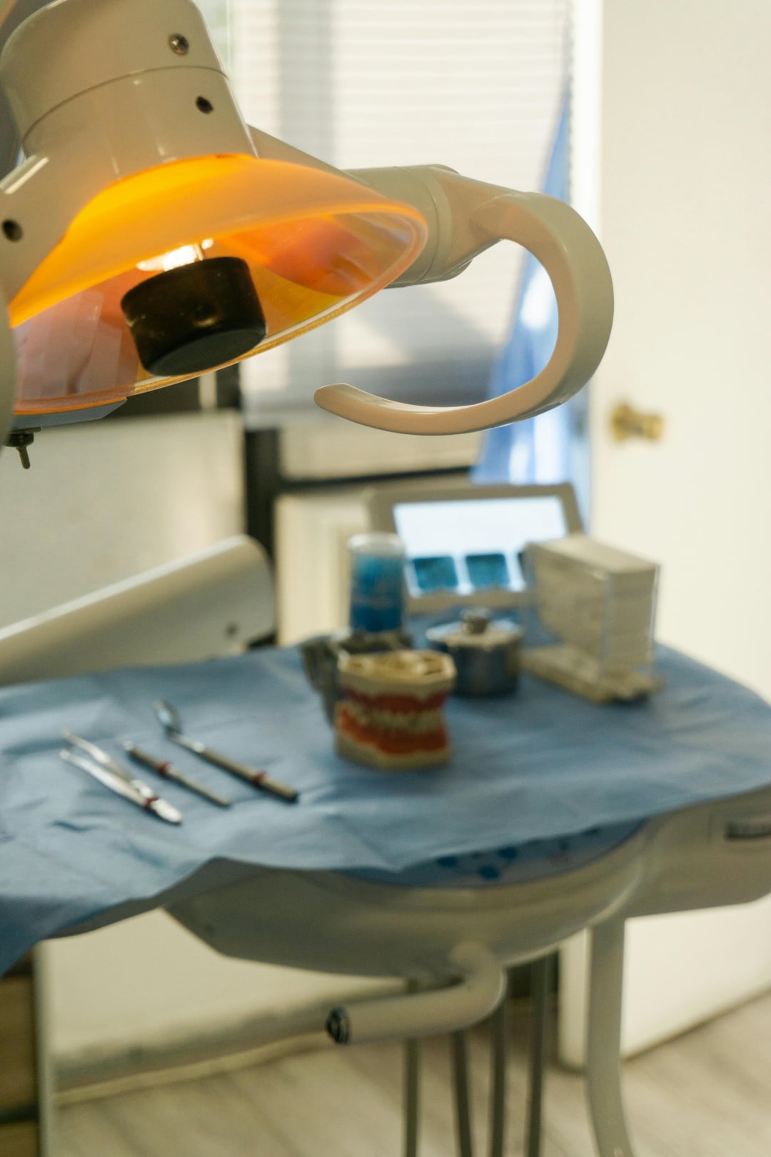 Dental lamp
